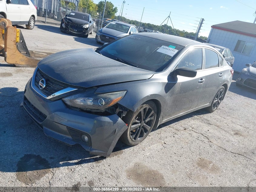 VIN 1N4AL3AP3HC213923 2017 NISSAN ALTIMA 2.5 SR
