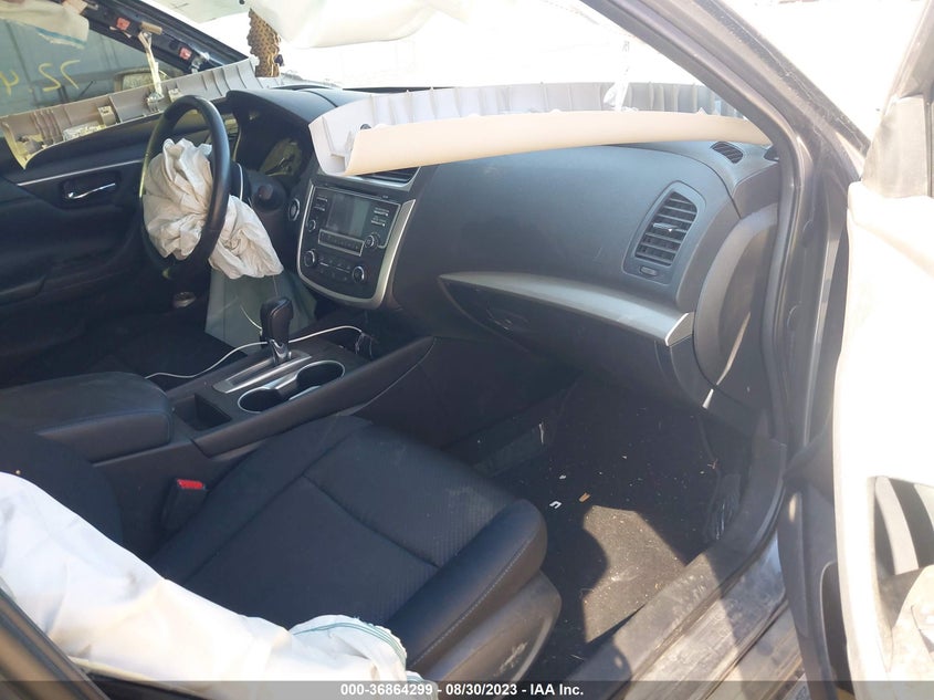 VIN 1N4AL3AP3HC213923 2017 NISSAN ALTIMA 2.5 SR