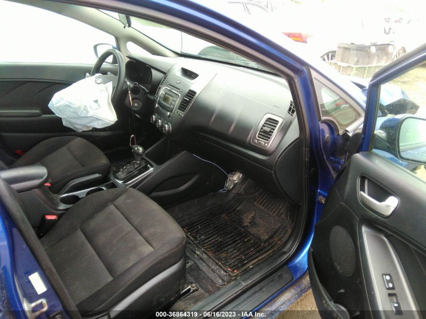 2018 KIA FORTE LX - 3KPFK4A74JE210570