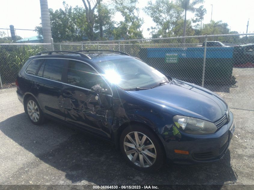 2013 VOLKSWAGEN JETTA SPORTWAGEN SE W/SUNROOF - 3VWPP7AJ1DM680825
