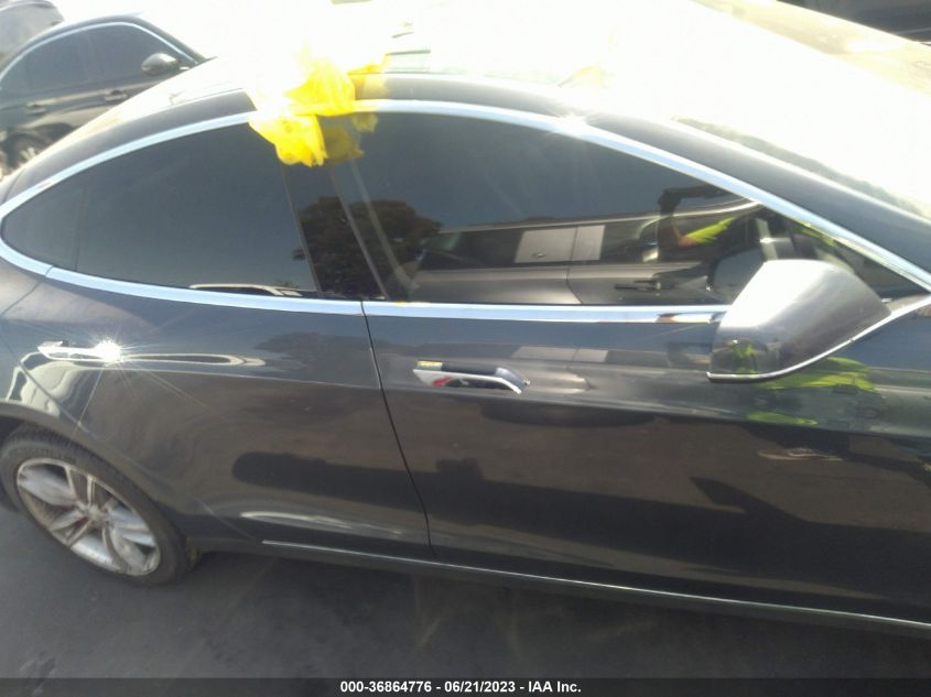 2014 TESLA MODEL S 60 KWH BATTERY/P85 - 5YJSA1H1XEFP54119