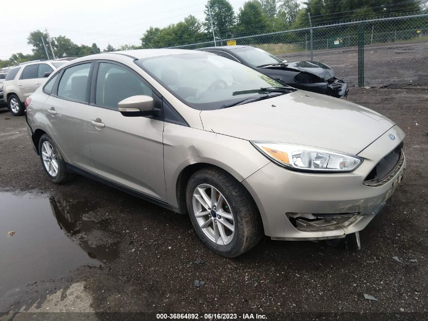 2015 FORD FOCUS SE - 1FADP3F20FL217035