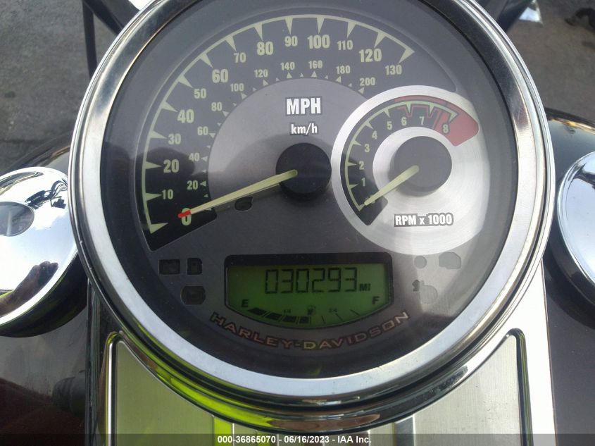 2011 HARLEY-DAVIDSON FLHRC 1HD1FRM19BB676477
