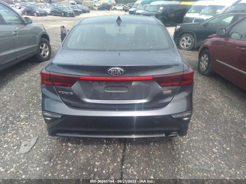 3KPF24AD0KE104608 Kia Forte LXS 16