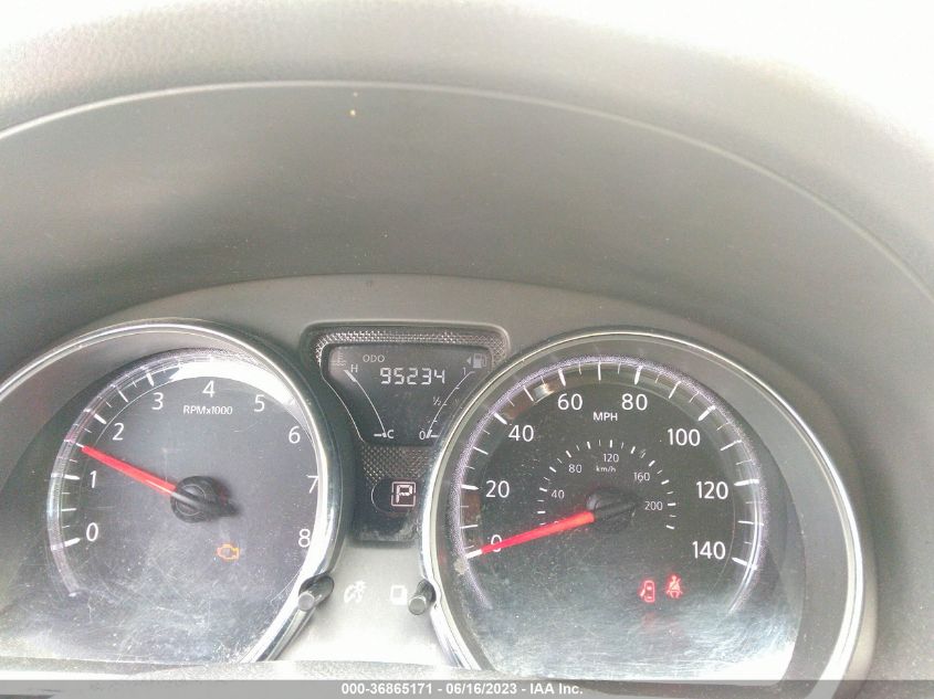 2017 NISSAN VERSA 1.6 SV - 3N1CN7AP3HL882477
