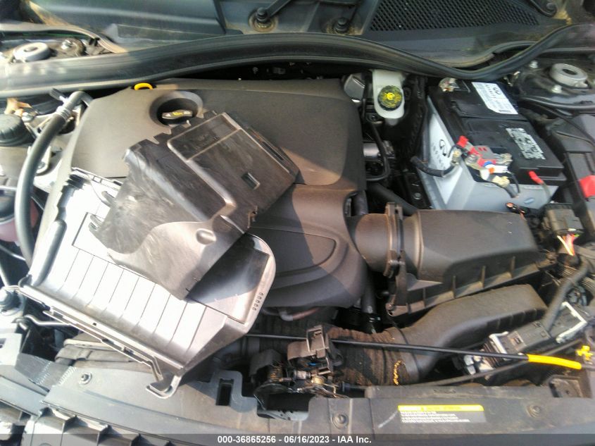 2019 INFINITI QX30 LUXE SJKCH5CR2KA009337
