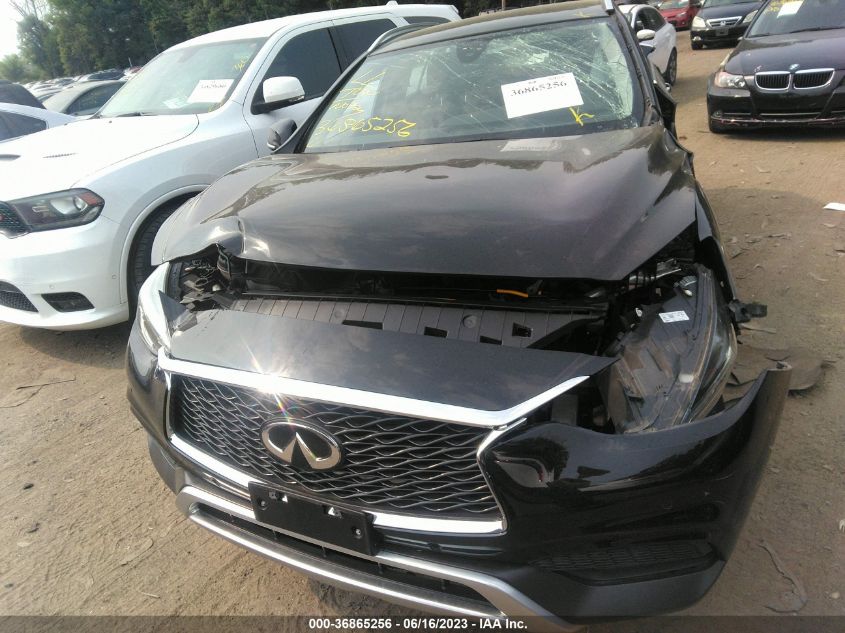 2019 INFINITI QX30 LUXE SJKCH5CR2KA009337