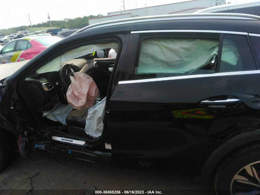 2019 INFINITI QX30 LUXE SJKCH5CR2KA009337