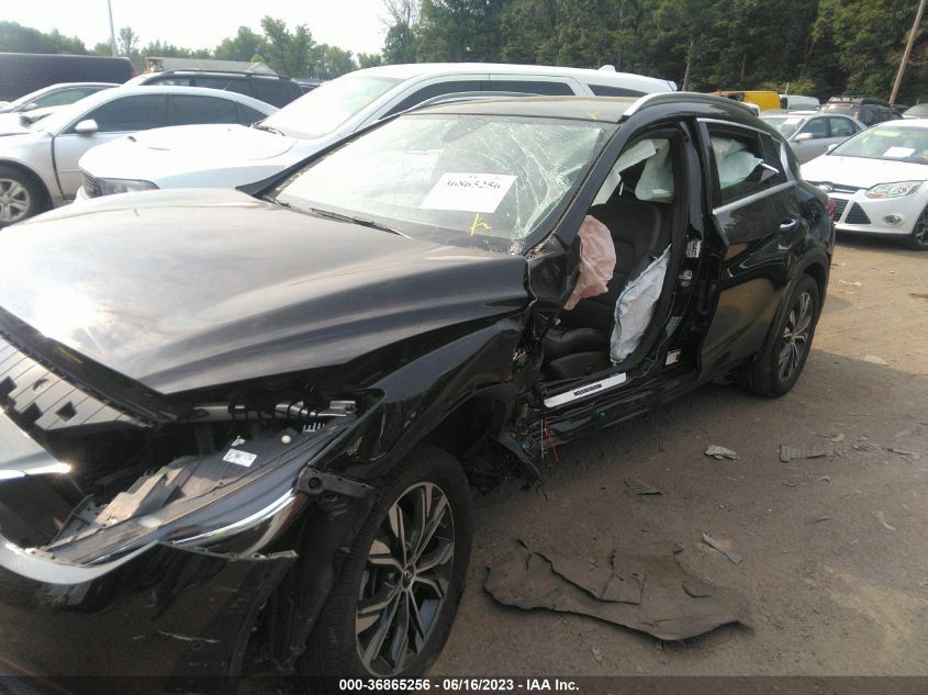 2019 INFINITI QX30 LUXE SJKCH5CR2KA009337