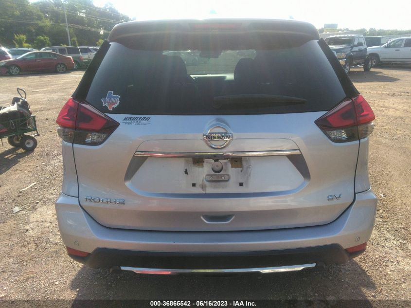 KNMAT2MT8LP511074 Nissan Rogue SV 17