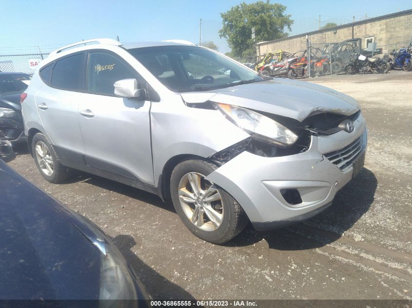 2013 HYUNDAI TUCSON GLS/LIMITED - KM8JUCAC5DU556947