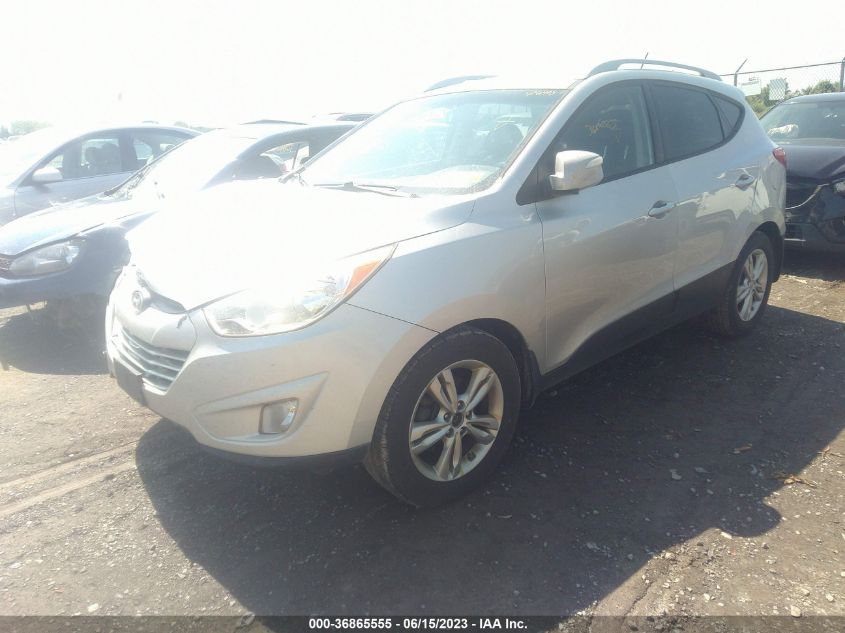 2013 HYUNDAI TUCSON GLS/LIMITED - KM8JUCAC5DU556947