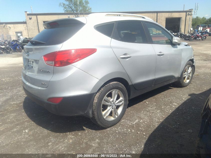 2013 HYUNDAI TUCSON GLS/LIMITED - KM8JUCAC5DU556947