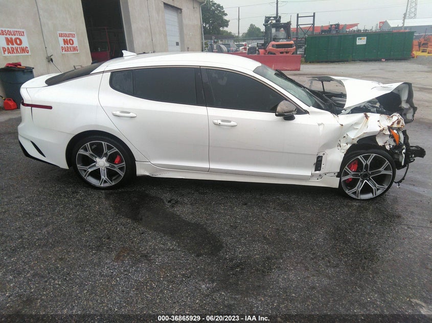 VIN KNAE35LC1L6072260 2020 KIA STINGER GT