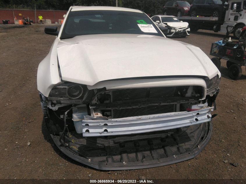 2014 FORD MUSTANG V6 - 1ZVBP8AM8E5219008