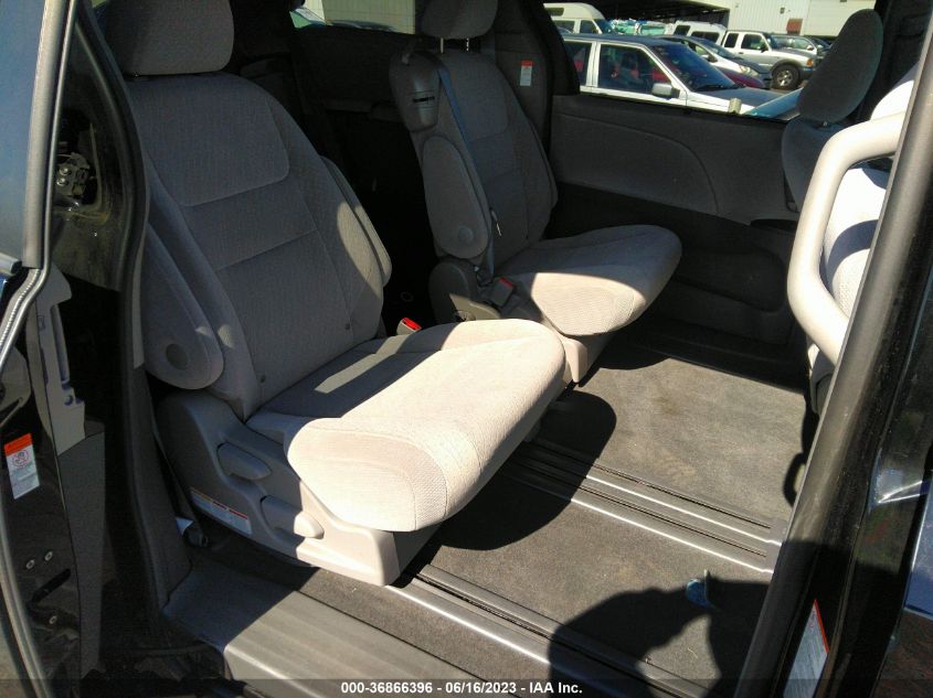 2017 TOYOTA SIENNA LE - 5TDKZ3DC4HS776287