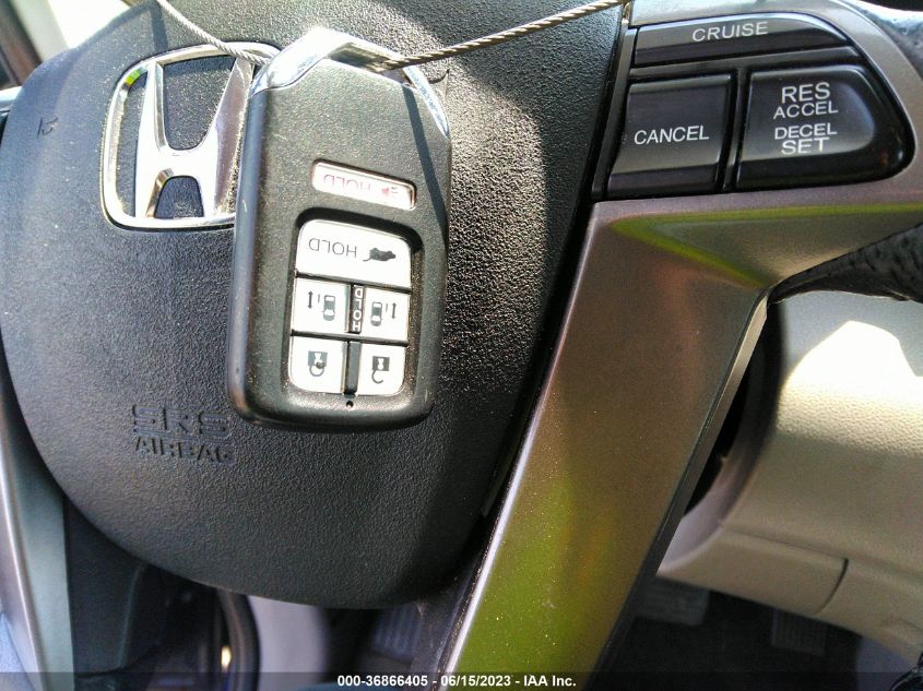 2015 HONDA ODYSSEY EX-L - 5FNRL5H68FB123396