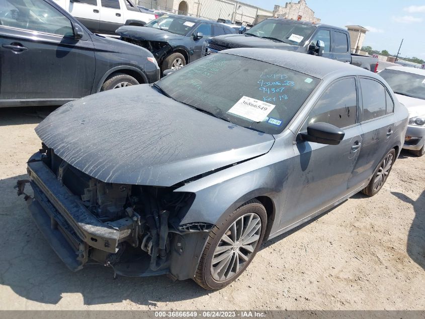 2016 VOLKSWAGEN JETTA SEDAN 1.8T SPORT - 3VWD17AJ5GM299858