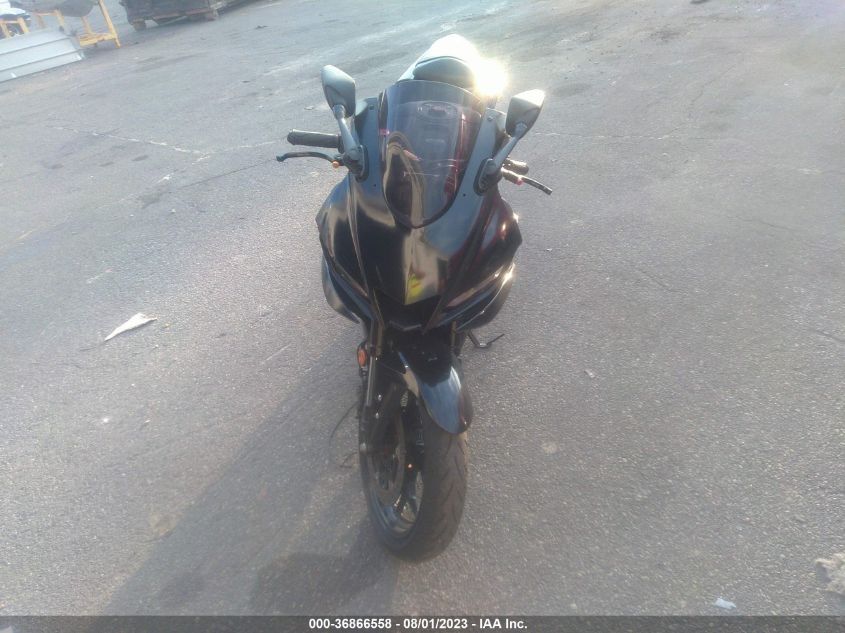 2021 YAMAHA YZFR3 A MH3RH18Y9MK006536