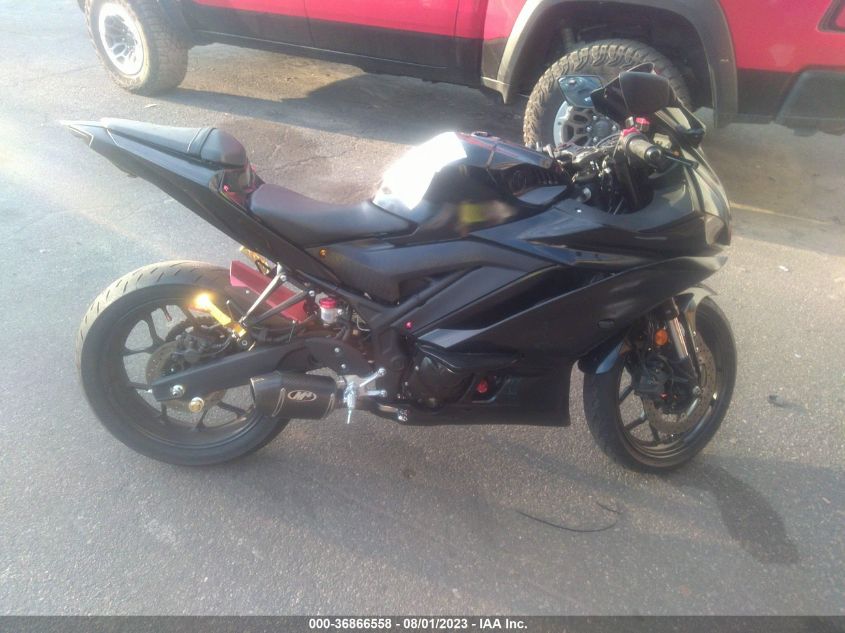 2021 YAMAHA YZFR3 A MH3RH18Y9MK006536