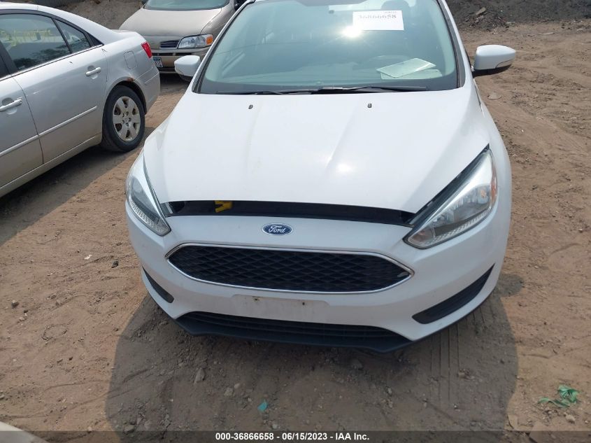 2015 FORD FOCUS SE - 1FADP3F22FL260839