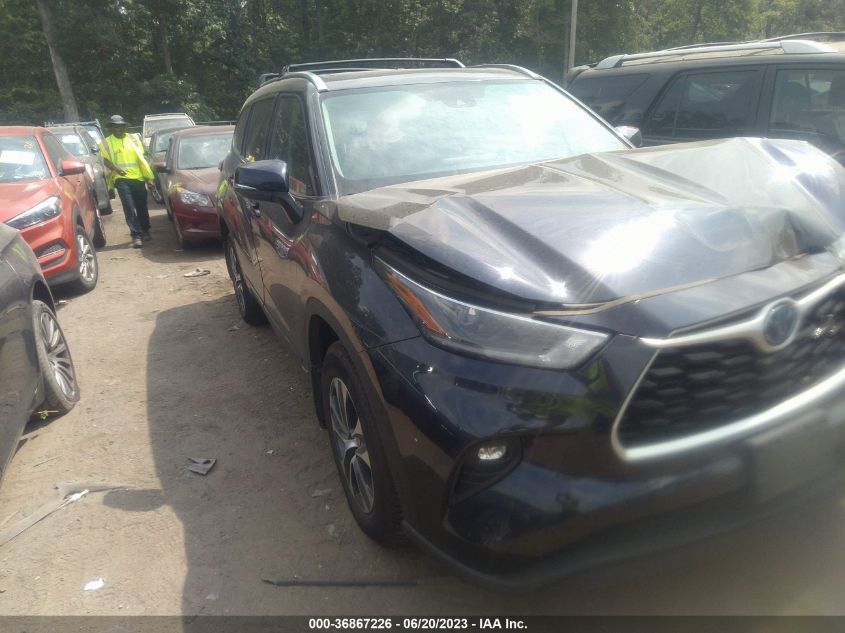 2021 TOYOTA HIGHLANDER HYBRID XLE - 5TDGBRCH8MS515071