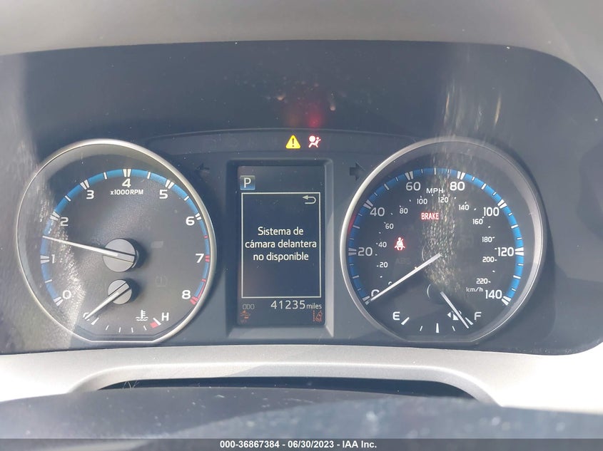 VIN 2T3ZFREV6JW507951 2018 TOYOTA RAV4 LE