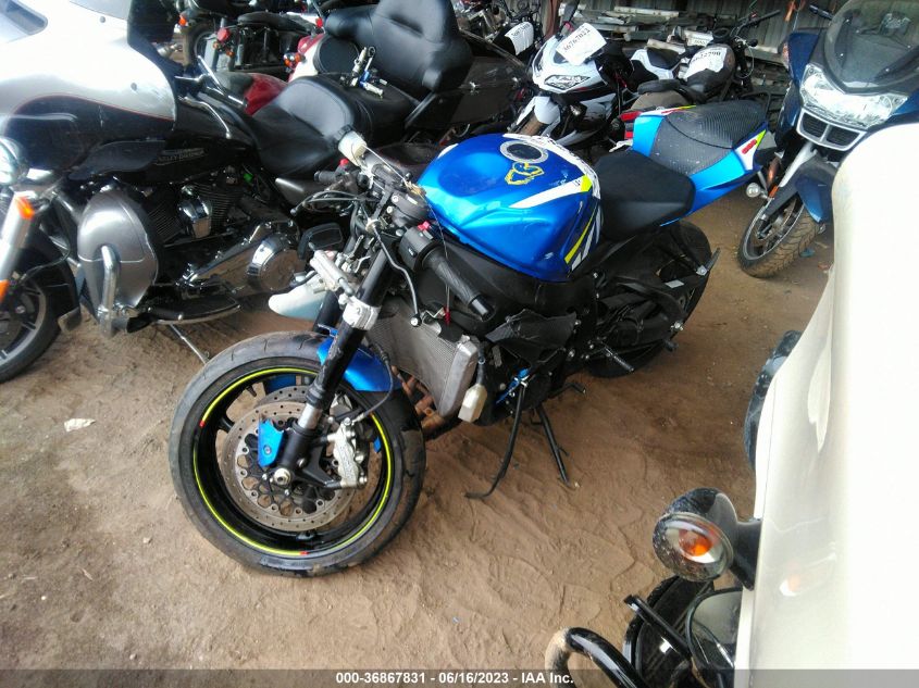 2015 SUZUKI GSX-R600 - JS1GN7FA0F2100258
