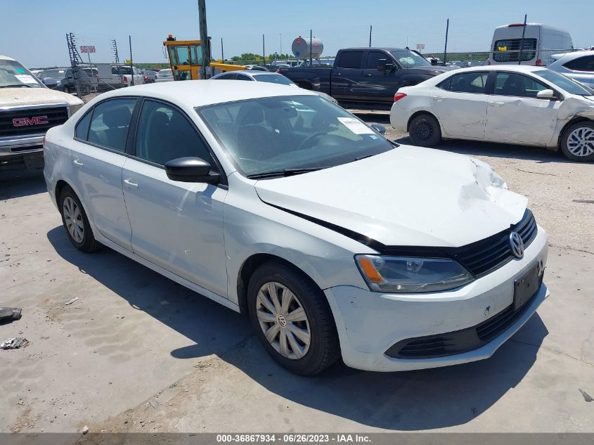 2014 VOLKSWAGEN JETTA SEDAN S - 3VW2K7AJ2EM323096