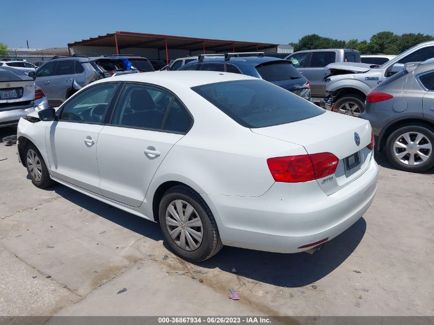 2014 VOLKSWAGEN JETTA SEDAN S - 3VW2K7AJ2EM323096