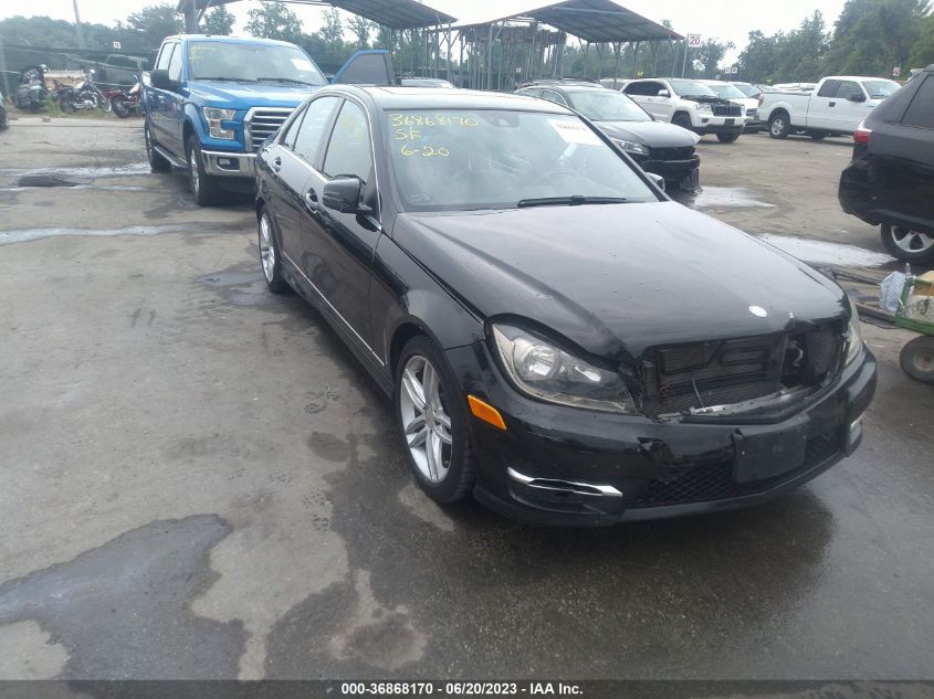2013 MERCEDES-BENZ C-CLASS C 250 - WDDGF4HB0DA824872