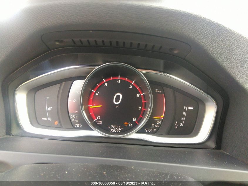 2017 VOLVO S60 DYNAMIC - YV140MTL4H2437234