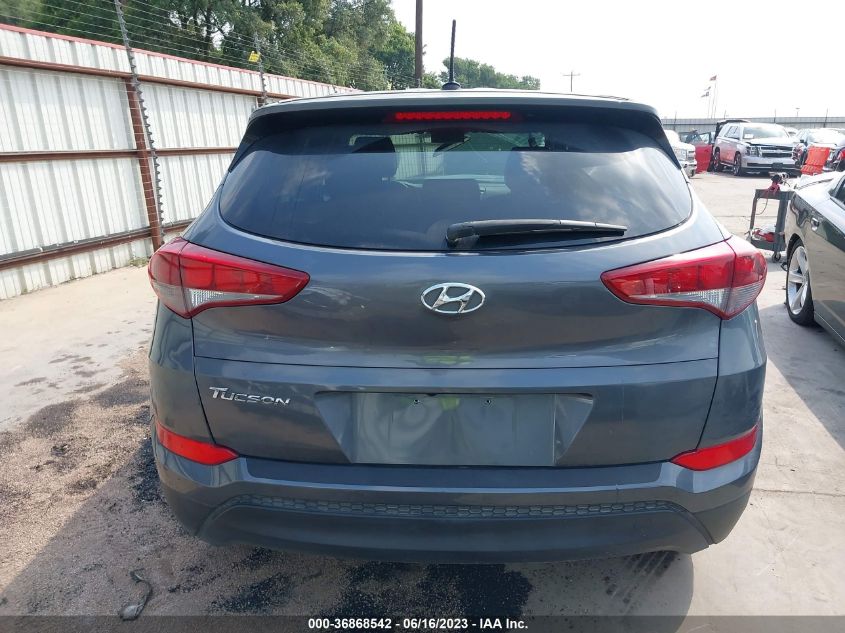 2017 HYUNDAI TUCSON SE - KM8J23A49HU575831