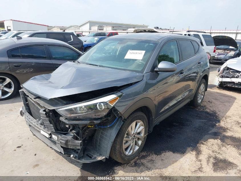 2017 HYUNDAI TUCSON SE - KM8J23A49HU575831