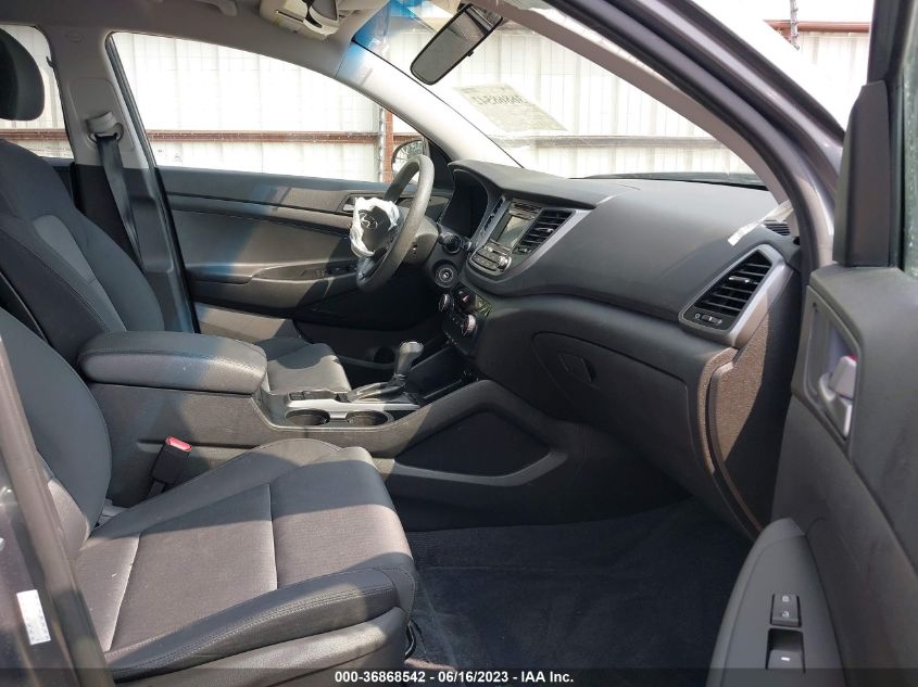 2017 HYUNDAI TUCSON SE - KM8J23A49HU575831