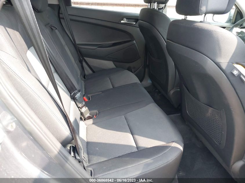 2017 HYUNDAI TUCSON SE - KM8J23A49HU575831