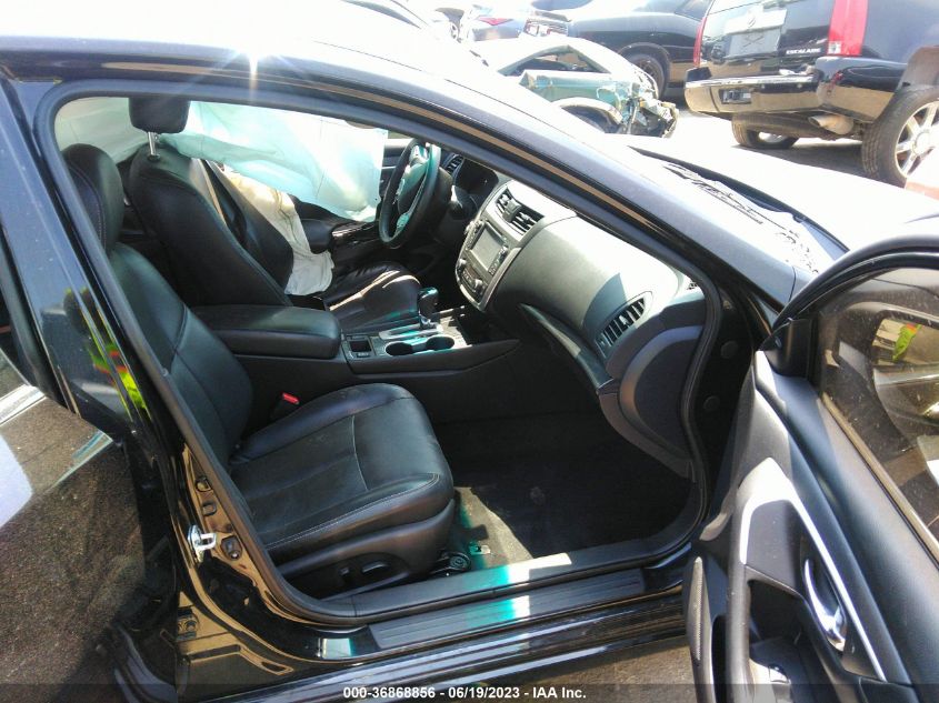 2017 NISSAN ALTIMA 2.5/S/SV/SL/SR - 1N4AL3AP4HC495683