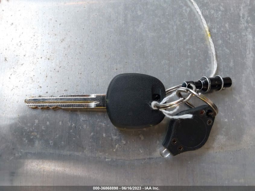 2015 TOYOTA RAV4 XLE - JTMRFREV8FD129684