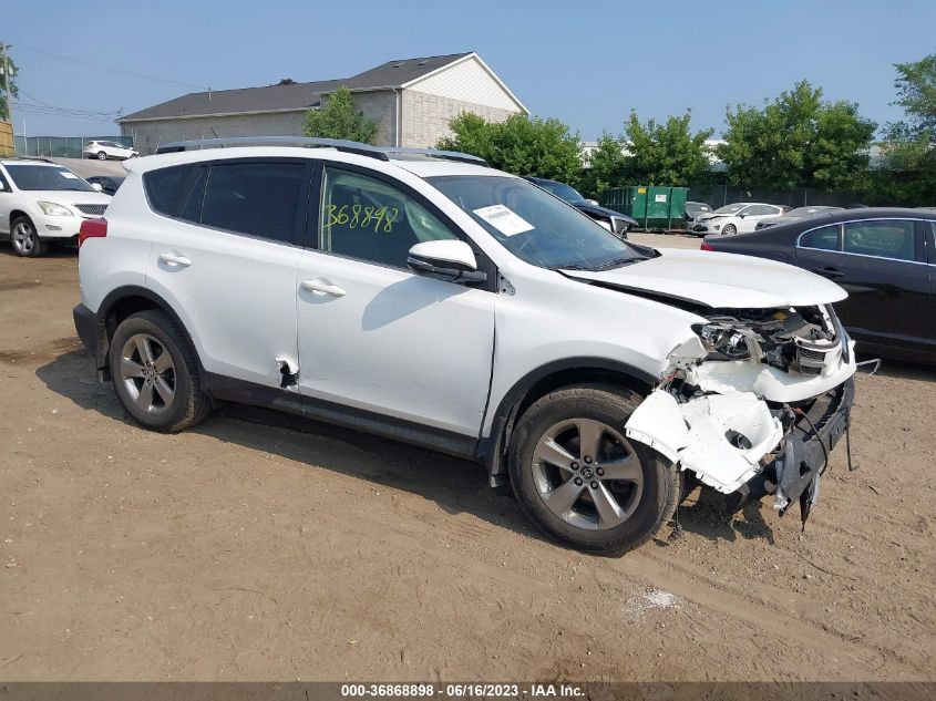 2015 TOYOTA RAV4 XLE - JTMRFREV8FD129684