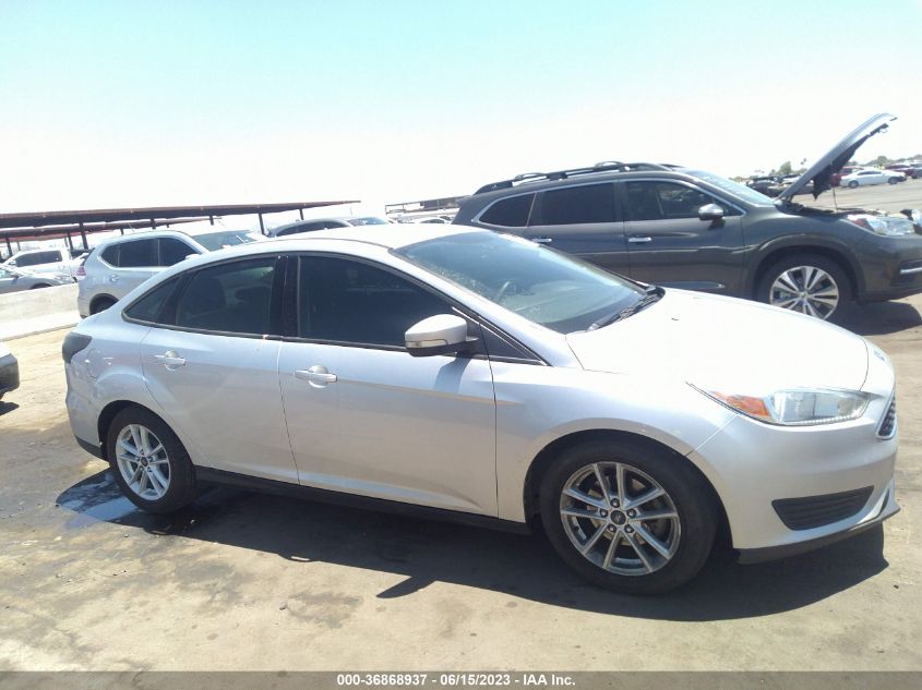 2015 FORD FOCUS SE - 1FADP3F20FL243070