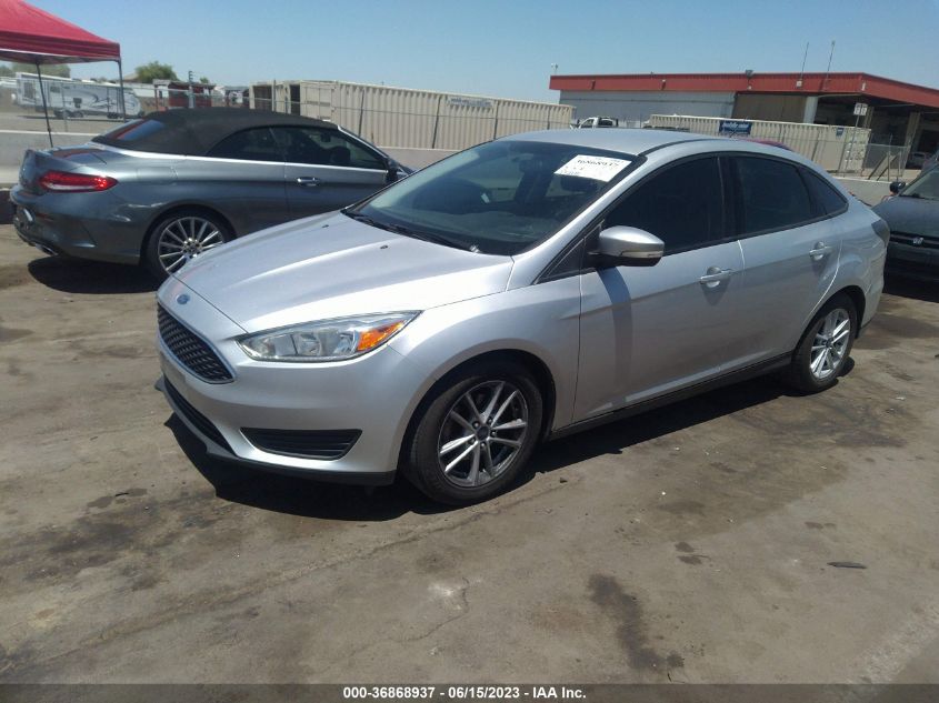 2015 FORD FOCUS SE - 1FADP3F20FL243070