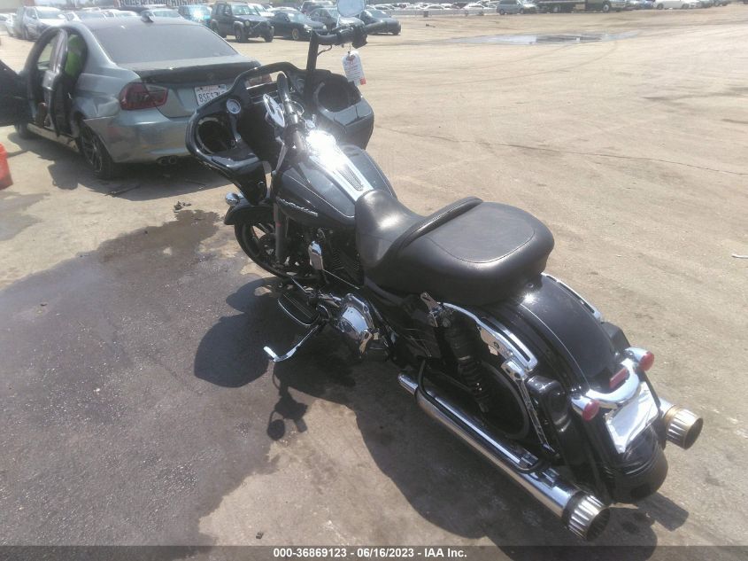 2015 HARLEY-DAVIDSON FLTRXS ROAD GLIDE SPECIAL - 1HD1KTM32FB687336