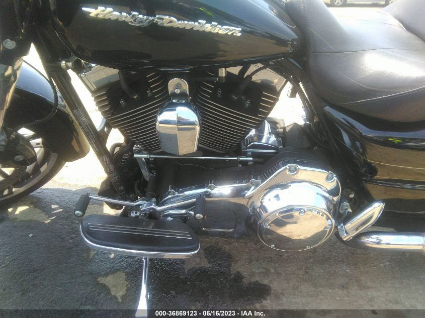 2015 HARLEY-DAVIDSON FLTRXS ROAD GLIDE SPECIAL - 1HD1KTM32FB687336