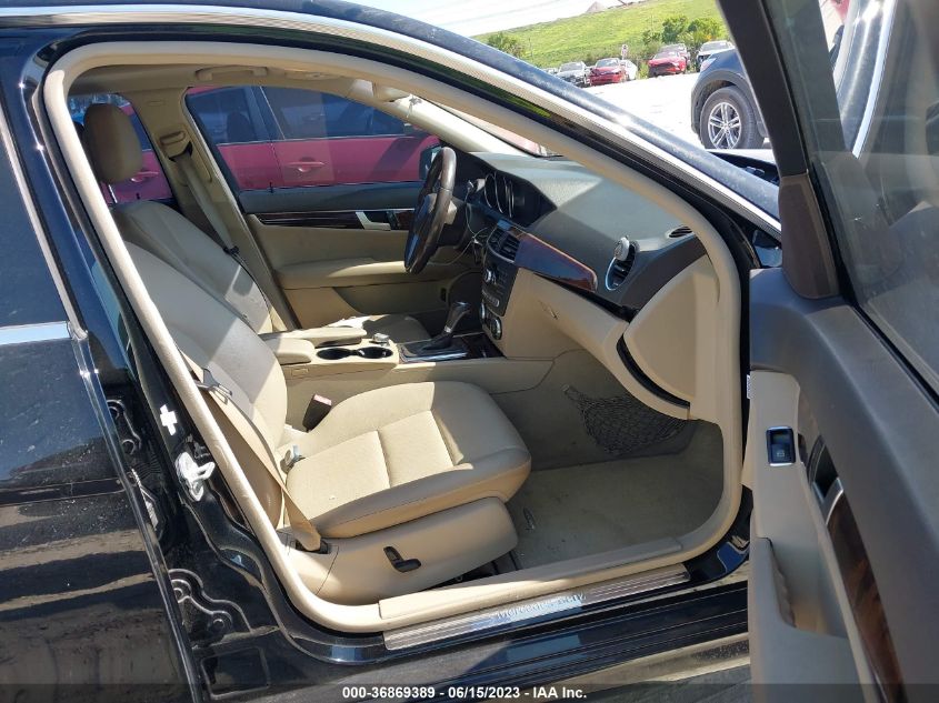 2014 MERCEDES-BENZ C-CLASS C 250 - WDDGF4HB4EG236679