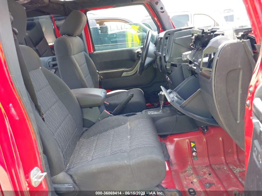 2015 JEEP WRANGLER UNLIMITED SPORT - 1C4HJWDG6FL676373