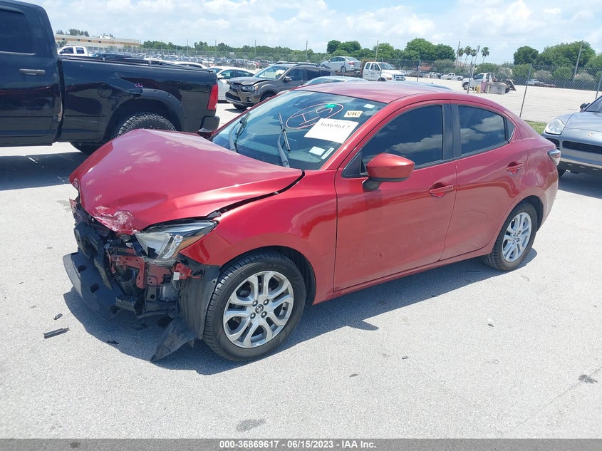 VIN 3MYDLBYV4JY315137 2018 TOYOTA YARIS IA