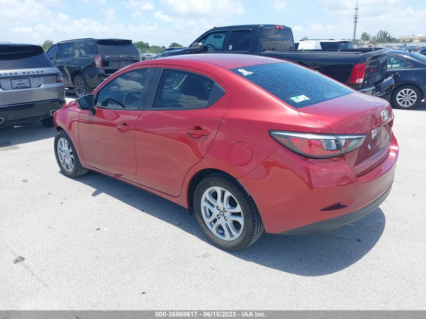 VIN 3MYDLBYV4JY315137 2018 TOYOTA YARIS IA