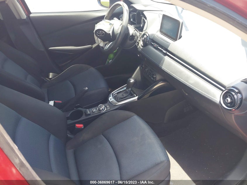 VIN 3MYDLBYV4JY315137 2018 TOYOTA YARIS IA