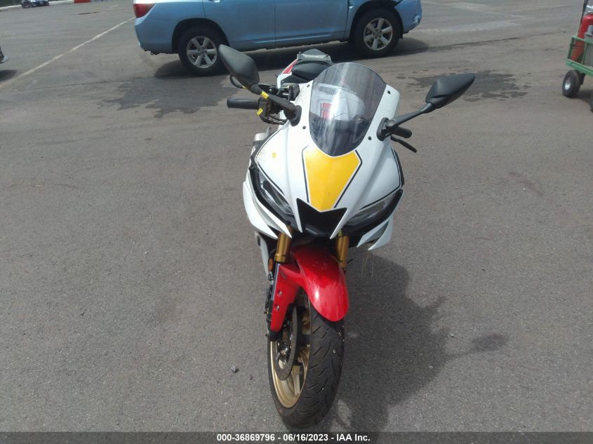 2022 YAMAHA YZFR3 A MH3RH18Y4NK009068