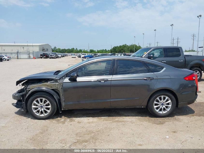 2017 FORD FUSION S - 3FA6P0G79HR194781